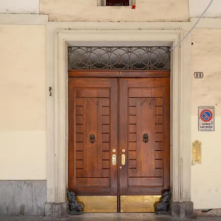 La Via Del Po Couette-café Turin